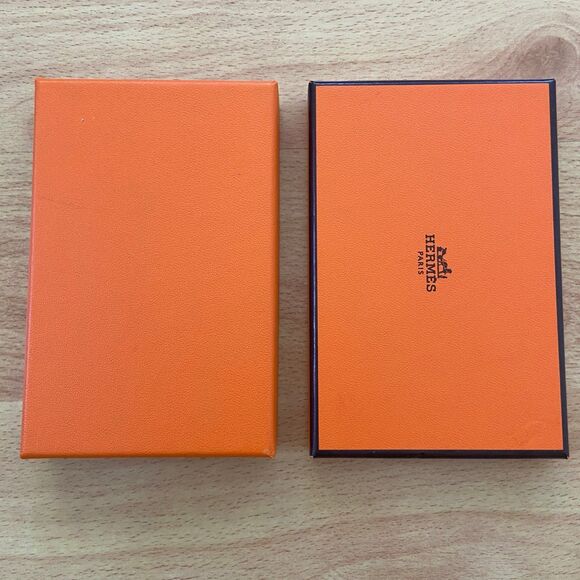 Hermes Gift Box - small rectangle jewelry box {empty} (5.15" x 3.4" x 0.8") - Picture 5 of 6